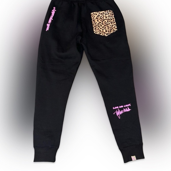 M/ Miss Eatwell Pants - Picture 2 of 5